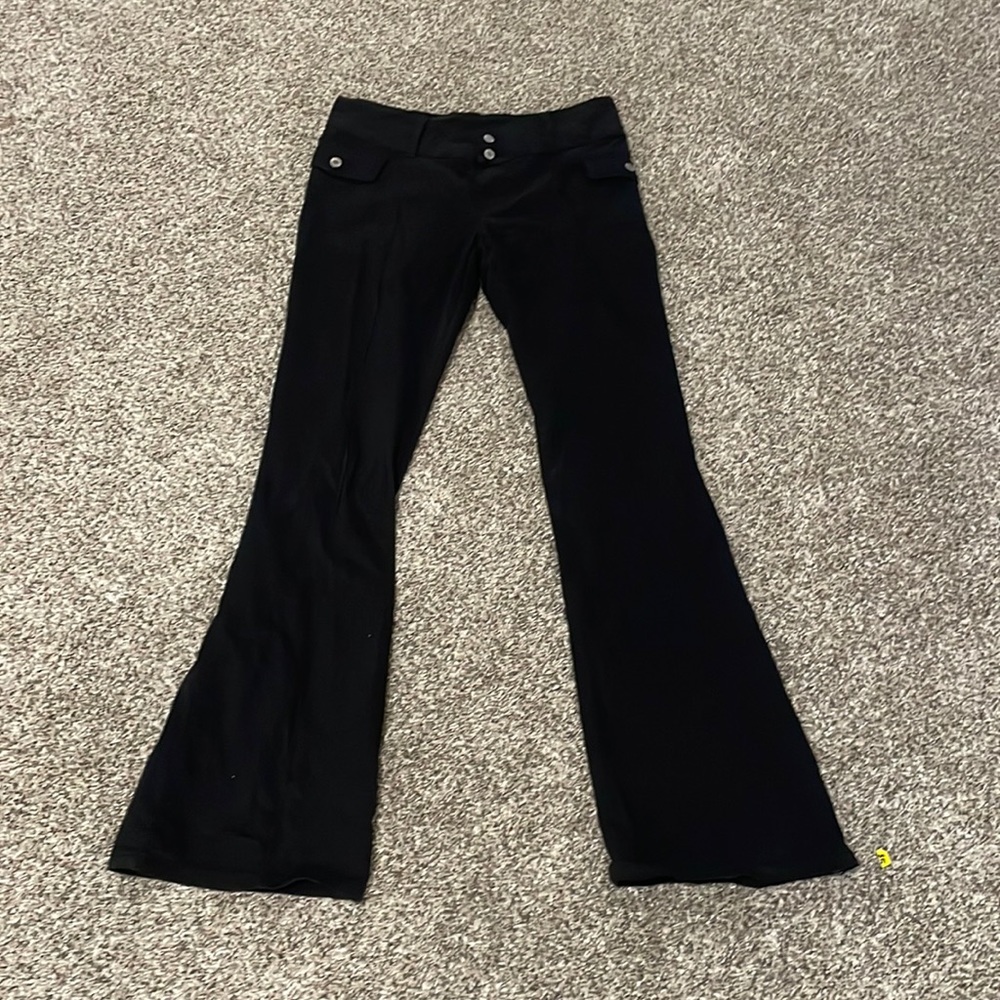 Brandy Melville black cargo low awaits pants
